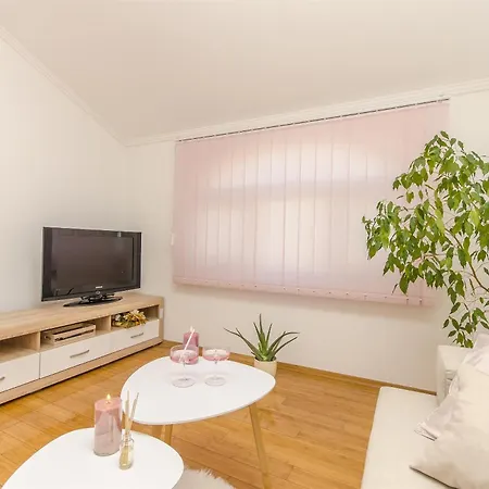 Apartamento Chiara Zadar