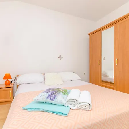 Chiara Apartment *