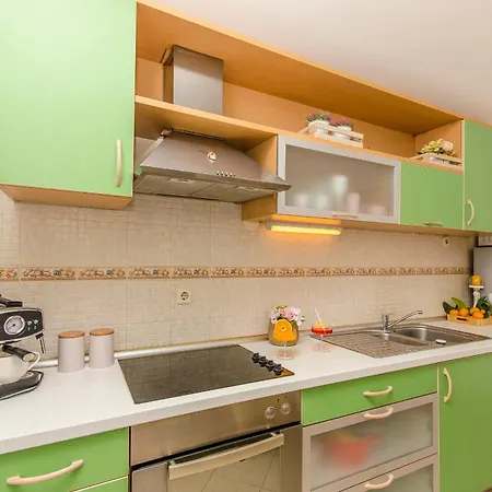 Chiara Apartment *