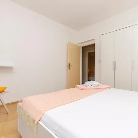 Chiara Apartment *