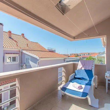 Chiara Apartment *
